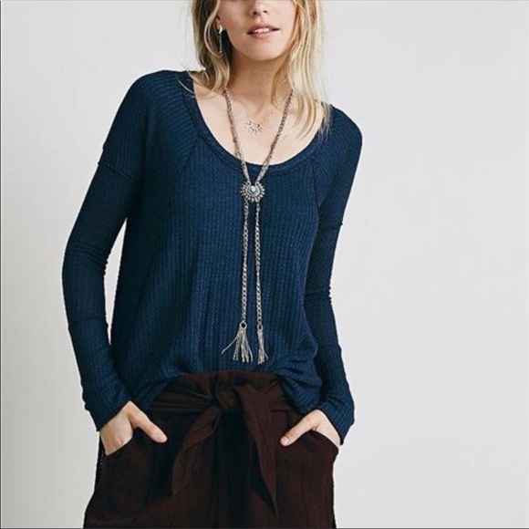 Free People Tops - FREE PEOPLE Ventura Hi Lo Navy Thermal